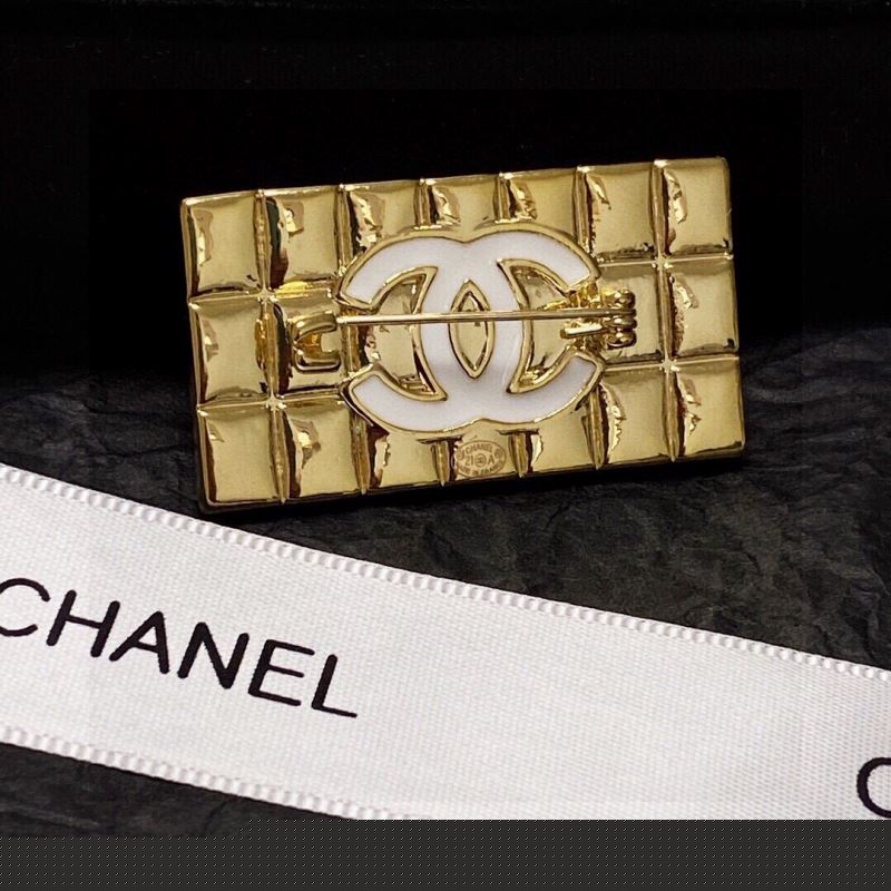 Ch*el brooches